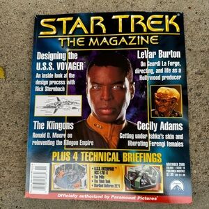 VTG Star Trek Magazine LeVar Burton Cover November 2000 Issue